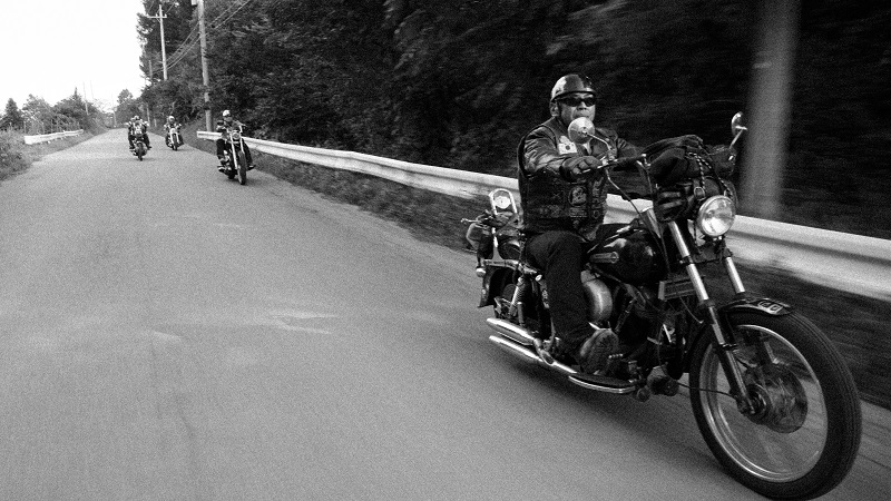 バイク乗り必見!みなとみらい周辺のバイク駐輪場はどこ?