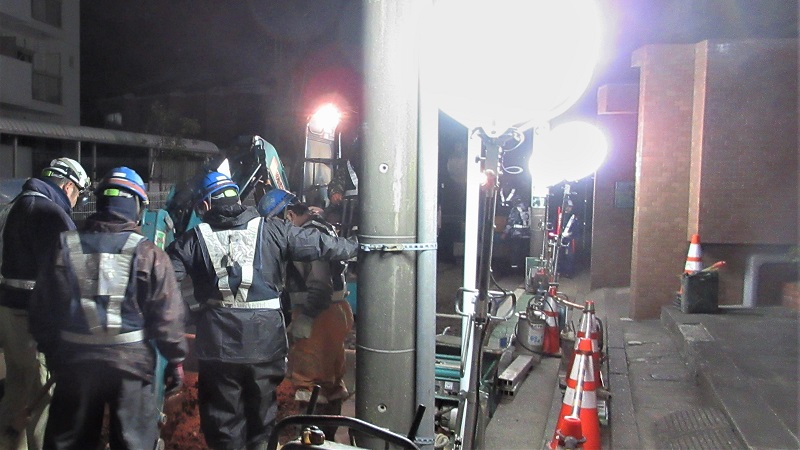 騒音どうにかならない?横浜・深夜の水道管工事