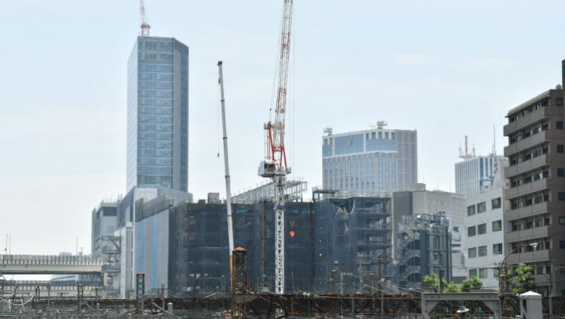 横浜駅から信号を渡らずにどこまで歩ける?
