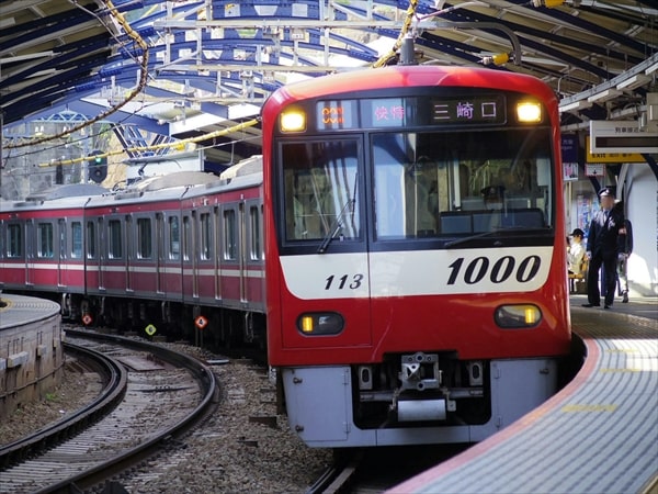 京急線戸部駅~日ノ出町駅間のトンネルのカーブ